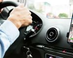 How to Choose the Right Car Navigation App for Your Needs